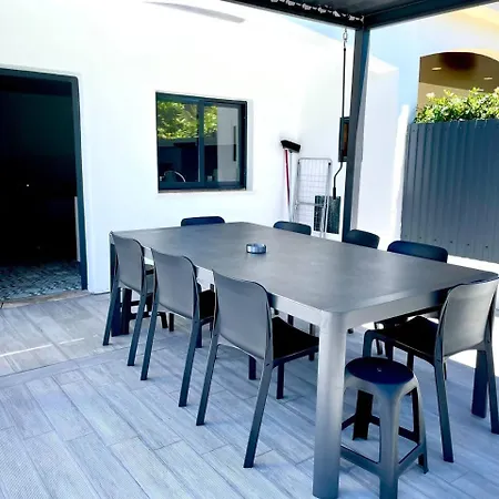 V8 Da Falesia, Albufeira Vila *