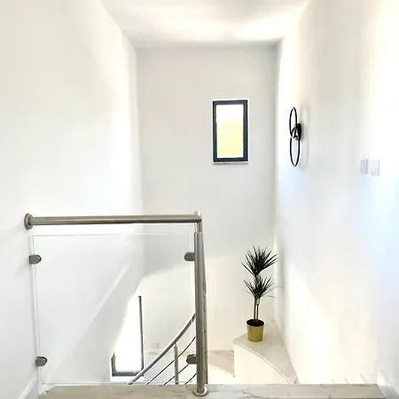 V8 Da Falesia, Albufeira Olhos de Agua (Albufeira)