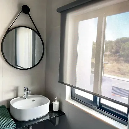 V8 Da Falesia, Albufeira Vila *