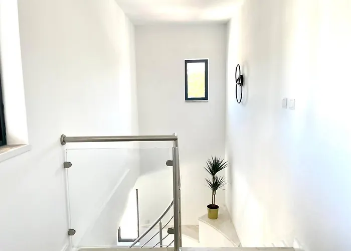 V8 Da Falesia, Albufeira Olhos de Agua (Albufeira)