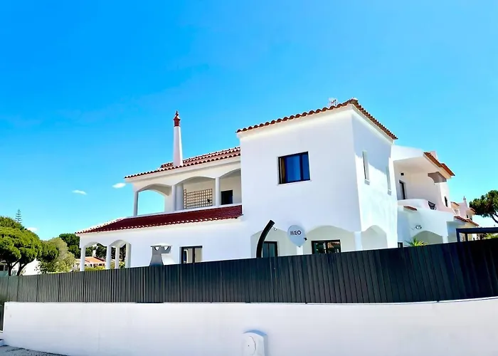 V8 Da Falesia, Albufeira Olhos de Agua (Albufeira)