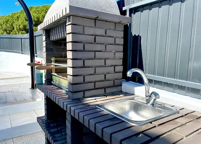 V8 Da Falesia, Albufeira * Olhos de Agua (Albufeira)